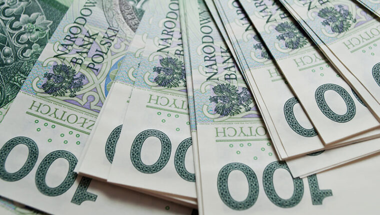 Czy przy wniesieniu wadium w pieniądzu zawsze liczy się konkretna chwila